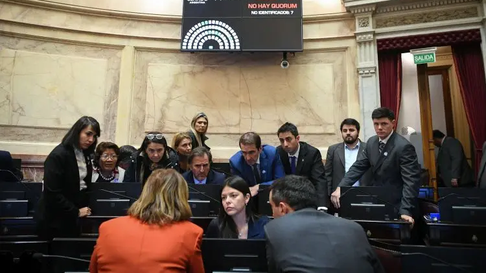 El oficialismo planea tratar Zona Fría en el senado el 4 de junio. El oficialismo planea tratar Zona Fría en el senado el 4 de junio.
