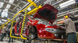 La producción automotriz viene en caída libre. La producción automotriz viene en caída libre.