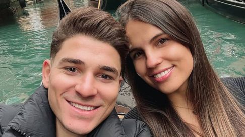 julian alvarez anuncio la llegada de su primer hijo con una tierna foto julian alvarez anuncio la llegada de su primer hijo con una tierna foto