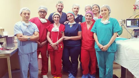 El proceso de residencias está dirigido a profesionales de la salud menores de 45 años quienes sólo podrán postularse a una única especialidad. El proceso de residencias está dirigido a profesionales de la salud menores de 45 años quienes sólo podrán postularse a una única especialidad.