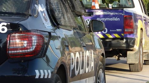 guaymallen: un chico de 19 anos fue baleado mientras jugaba al futbol y quisieron quemar la casa del agresor guaymallen: un chico de 19 anos fue baleado mientras jugaba al futbol y quisieron quemar la casa del agresor