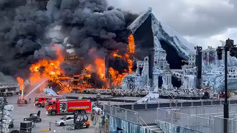 el escenario principal de tomorrowland se incendio a dos dias de comenzar el festival el escenario principal de tomorrowland se incendio a dos dias de comenzar el festival