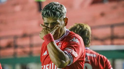 la perla de patricios: el gran momento de eric ramirez en huracan la perla de patricios: el gran momento de eric ramirez en huracan