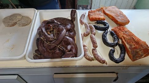 El procedimiento se realizó este jueves en una vivienda ubicada sobre el carril Moyano, sin número, con intervención de la Oficina Fiscal Rivadavia-Junín. El procedimiento se realizó este jueves en una vivienda ubicada sobre el carril Moyano, sin número, con intervención de la Oficina Fiscal Rivadavia-Junín.