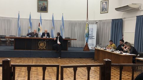 incidentes en san rafael: se cayo una sesion especial por falta de concejales opositores incidentes en san rafael: se cayo una sesion especial por falta de concejales opositores