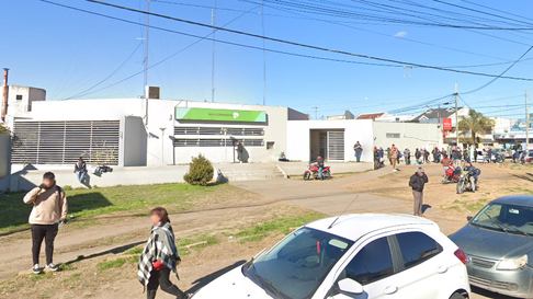 asaltaron a un jubilado a la salida de un cajero en olmos asaltaron a un jubilado a la salida de un cajero en olmos