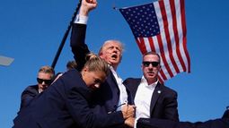 VIDEO | Le dispararon a Donald Trump durante un acto de campaña