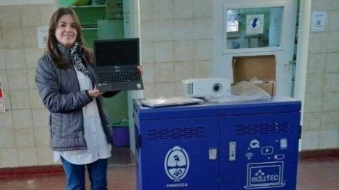 Estas herramientas son de importancia para las escuelas locales. Estas herramientas son de importancia para las escuelas locales.