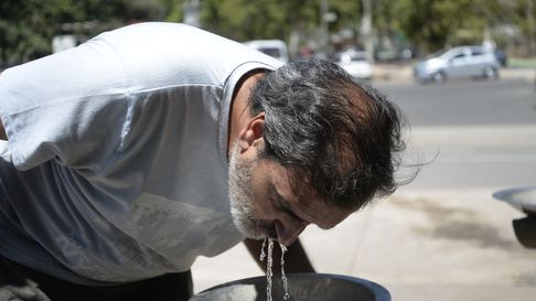 alerta roja por temperaturas extremas y probabilidad de tormentas aisladas en mendoza alerta roja por temperaturas extremas y probabilidad de tormentas aisladas en mendoza