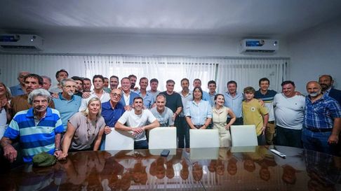 La nueva Comisión Directiva de Carlos Anacleto ya asumió en Gimnasia La nueva Comisión Directiva de Carlos Anacleto ya asumió en Gimnasia