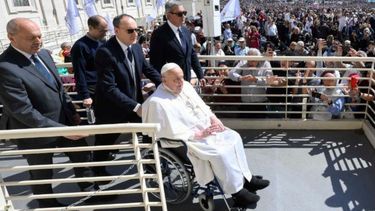 El papa Francisco reapareció por sorpresa.