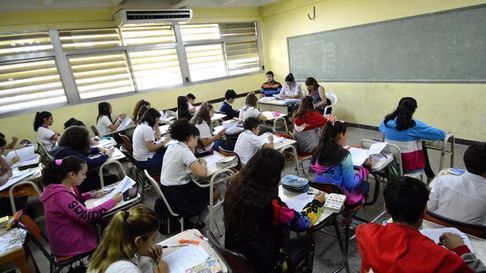 El ingreso a las escuelas secundarias en Mendoza sigue su proceso. El ingreso a las escuelas secundarias en Mendoza sigue su proceso.