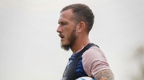 Gimnasia perdió el clásico y Max le pidió disculpas a los hinchas Gimnasia perdió el clásico y Max le pidió disculpas a los hinchas